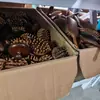Venta al por mayor desde la fábrica de origen: Peine de masaje de sándalo con pequeñas imperfecciones, peine con cojín de aire, peine de masaje de meridianos del cuero cabelludo, unisex