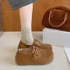 Zapatos de suela blanda, corte bajo, forrados de terciopelo, nuevo estilo 2026, elegantes zapatos para mujer inspirados en Birkenstock, versátiles para primavera y otoño, diseño retro de patchwork, que realzan la altura