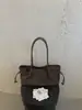 Bolsas casuales de gran capacidad al por mayor para mujer, nuevos y modernos bolsos de hombro retro, bolsos tote para debajo del brazo súper populares de otoño/invierno, transfronterizos