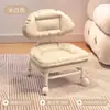 Taburete con Ruedas Giratorias, Taburete Bajo con Ruedas, Taburete Infantil, Taburete para Cambiarse los Zapatos en Casa, Taburete Móvil para Sofá, Silla con Soporte Lumbar y Respaldo