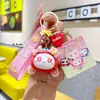 Liquidación de colección de llaveros colgantes de personajes de dibujos animados IP auténticos, lindos colgantes de estrella-luna-conejo para bolsos de niñas, stock para vendedores ambulantes