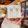 Pendientes de perla modernos y dulces, de lujo ligero con un toque de alta gama, pendientes de botón simples y exquisitos con pasadores de plata 925, pendientes de moda y con estilo para mujer
