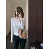 Camiseta de manga corta con bloques de color de moda y bordado en el cuello Henley, camiseta de manga larga básica, top para mujer, nuevo modelo de otoño e invierno 2026 H090211