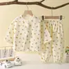 Nuevo conjunto de pijama de gasa de algodón de doble capa para niños, adecuado tanto para niños como para niñas, ropa de aire acondicionado para primavera y verano, conjunto fino y transpirable para bebés