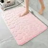 Tapete de chão com relevo de paralelepípedo, coral fleece, com bolinhas, capacho, tapete de porta, tapete de banheiro absorvente para os pés, tapete de chão direto da fábrica