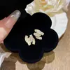 Pendientes de Moda de Aguja de Plata 925 con Cubos de Perla de Venta Caliente Pendientes Dulces de Nicho de Gama Alta Pendientes de Diseño Exquisito