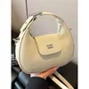 Bolso de Mano de Cuero Suave Estilo Francés para Mujer, Verano 2026, Sencillo y de Moda, Patrón de Lichi, Tacto de Alta Gama, Bolso de Hombro Cruzado Único