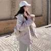 Chamarra acolchada desmontable con capucha para mujer talla grande, abrigo de algodón blanco, rosa y morado, abrigo de invierno para mujer con un toque de alta gama