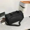 Nova Bolsa de Viagem Curta em Filme de Couro Impermeável para Viagem de Negócios, Uso Diário, Estilo de Negócios, Bolsa de Bagagem de Ombro Único, Bolsa para Esportes ao Ar Livre e Fitness