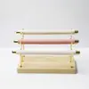 Soporte de Exhibición de Anillos de Tres Niveles Estilo Ins de Madera Maciza para Joyería
