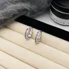 Brincos de Diamante Super Brilhantes, Design Moderno e na Moda, Brincos Personalizados, Acessórios de Alto Padrão e Versáteis para o Dia a Dia no Trabalho Atacado