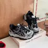 Sapatos infantis coleção outono 2026: sapatos casuais estilosos de malha dupla para meninos, versáteis sapatos antiderrapantes para atividades ao ar livre, caminhada e esportes para meninas