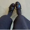 Otoño 2026 Nuevo Zapatos Formales Negros de Moda Versátiles con Cordones y Tacón Grueso Estilo Británico para Mujer Suela Gruesa Zapatos Pequeños de Cuero para Mujer