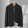 Jaquetas de Primavera 2025 Estilo Novo para Homens de Meia-Idade, Roupas de Exterior Casuais para Homens de 40-50 Anos, Jaquetas Estilo Pai, Atacado