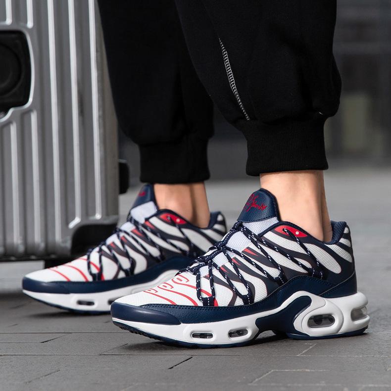 男鞋大码飞织运动鞋透气