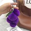Colgante de uva con pelo de conejo Rex auténtico al por mayor, bonito accesorio para bolso, llavero, bola de peluche de gran tamaño.