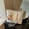 Bolsa de Tote Transfronteriza Gran Capacidad Bolso de Mujer de Gama Alta Versátil Bolso de Hombro Único Retro Casual Simple Cadena Bolsa para el Trabajo