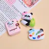 Panda de Dibujos Animados Lindo de Campus Hecho a Mano DIY Pegamento de Crema Resina Accesorios Pequeños Hebilla de Zapato con Agujero Material para Joyería Venta al por Mayor