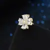 Pendientes de Plata de Ley 925 Flor de Cuatro Hojas Negra, Nuevos Estilo 2026, Pendientes de Clip, Lujo Ligero, Elegantes, Gama Alta, Modernos