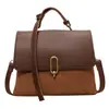 Bolsa de mão feminina de alta qualidade, outono e inverno 2024, nova chegada, popular, bolsa de ombro versátil, retrô, nicho, bolsa transversal para viagem