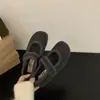 Sapatos Mary Jane Quentes de Lã com Forro de Fleece e Solado Grosso com Velcro para Mulheres 2025 Outono e Inverno Novos Sapatos Peludos Retrô Sapatos Birkenstock