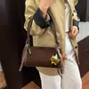 Bolso tipo almohada retro de primavera y otoño transfronterizo para mujer, modelo nuevo 2026, diseño de nicho de alta gama, bolso de mano, bolso cruzado para el hombro