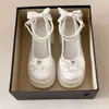 Sapatos Mary Jane Franceses para Mulheres, Novo Estilo Outono 2026, Laço de Pérola, Off-White, Combinando com Saia, Sapatos Pequenos de Couro