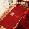 Tapete de Quarto para Casamento 2026 Tapete Lateral de Cama Novo Estilo Chinês Decoração de Quarto de Casamento Tapete de Chão Forma Irregular Tapete para Pés Debaixo da Cama do Quarto Principal