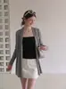 Top xale de tricô cinza estilo francês com proteção solar de seda gelada para mulheres, peça externa tipo regata de verão, cardigã transparente para ar condicionado
