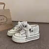 Zapatos de Lona de Caña Alta con Suela Gruesa para Mujer, Nuevos de Primavera 2026, Zapatos Deportivos Casuales Versátiles Únicos, Tenis que Aumentan la Altura para Mujer