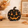 Decoraciones de repisa de chimenea de bandeja escalonada de Halloween sombrero de bruja a rayas pajarita de lunares calabaza adornos decorativos independientes