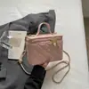 Bolsa de corrente matelassê estilo Chanel para mulheres, nova tendência de verão 2026, bolsa de ombro e transversal de nicho de alta qualidade, tipo caixa