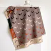 Bufanda de Imitación Cachemir Linda de Dibujos Animados de Bulldog Francés, Jacquard de Doble Cara, Chal Engrosado y Cálido, Adorable Calentador de Cuello de Cachorro de Bulldog Francés