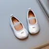 Zapatos Individuales para Niña con Hebilla de Pedrería 2026 Nueva Colección Primavera-Verano Estilo Coreano Zapatos de Piel para Niñas Pequeñas, Zapatos de Rendimiento Suaves para Niños Estilo Princesa