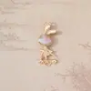 Broche Pingente Coelho Brocado Song Skateboard Cores Variadas Tecido Brocado Song Liga Metálica Pingente Coelho Estilo Antigo Acessórios para Roupas Lote Misto