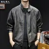 "Patchwork desconstruído" Jaqueta de couro estilo retrô americano fosca com gola alta, jaqueta de motocicleta masculina de outono, peça de outer wear preta e marrom de alta qualidade