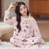 Pijama infantil para primavera y otoño, de algodón nube para niñas, manga larga, estilo de dibujos animados lindo, popular ropa de casa para niñas, estilo delgado