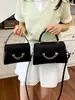 Bolso de Mano para Mujer Verano 2025 Nuevo Bolso Cuadrado Pequeño Transfronterizo con Acabado de Alta Gama, Bolso Cruzado Versátil, Bolso Pequeño de Moda