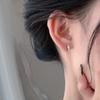 Po S999 Hilo de Plata para Pie Dibujo Redondo Hebilla de Oreja Diseño Geométrico Sentido de Diseño Aumentar Agujeros de Oreja Pendientes para Mujer Diseño de Viento Frío Aro de Oreja