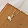 Luo Chen Serie Oceánica Collar Colgante de Ballena Lindo y Compacto Diseño Creativo de Nicho Joyería de Cadena para Clavícula Estilo Europeo y Americano