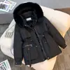 Comércio Exterior 2026 Nova Roupa de Algodão com Penugem Feminina Curta com Gola Grande de Pelo Parka Cintura Marcada Emagrecedora Moda Casual Outerwear
