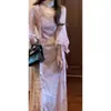 Vestido longo elegante de primavera e outono em estilo francês, cor rosa suave com bolinhas, decote V com laços, acinturado, emagrecedor e doce