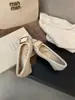 ¡Otoño e invierno! Zapatos planos peludos de estilo francés para mujer, con punta cuadrada y tacón grueso, colección nueva 2025, elegantes y adecuados para el trabajo, con forro adicional para abrigar