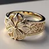Anillo Hueco Estilo Palacio Europeo y Americano Estilo Francés, Anillo Fresco Floral para Dedo Índice, Anillo de Lujo Ligero de Gama Alta de la Fábrica Hongdi