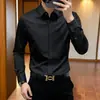 Camisa masculina preta de manga longa, elegante, de alta qualidade francesa, corte slim fit, alta elasticidade, resistente a rugas, casual, com bom caimento, novo modelo de outono