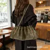 Bolso Retro Mate tipo Empanada con Diseño de Nicho, Bolso de Hombro Plegado de Moda, Sensación de Alta Gama, Estilo Perezoso, Bolso Pequeño Casual de Hombro