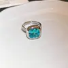 Anillo Geométrico de Zirconia Verde Menta Mambo Niche Joyería de Moda de Alta Gama Vintage para Mujeres