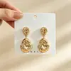 Pendientes Retro de Múltiples Estilos con Toque de Alta Gama Textura Exagerada Colgante Geométrico de Corazón Adornos de Oreja de Aleación Venta al por Mayor