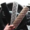 Suministros para automóviles transfronterizos funda protectora para hombro de cinturón de seguridad funda protectora para hombro de automóvil de felpa funda protectora para hombro bordada universal para cuatro estaciones venta al por mayor