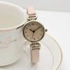Reloj de Mujer para Examen de Alto Valor, Estilo Retro Pequeño Fragante, Ins Lujo Ligero Estudiante Esfera Pequeña Reloj de Cuarzo, Resistente al Agua